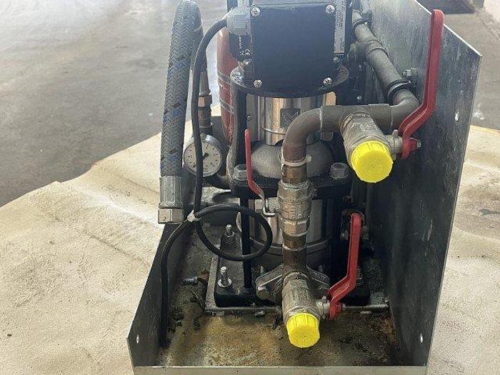 Used Diaphragm Expansion Tank with Pump