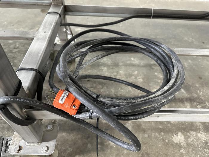 Used Berry Volumetric Clamshell Filler