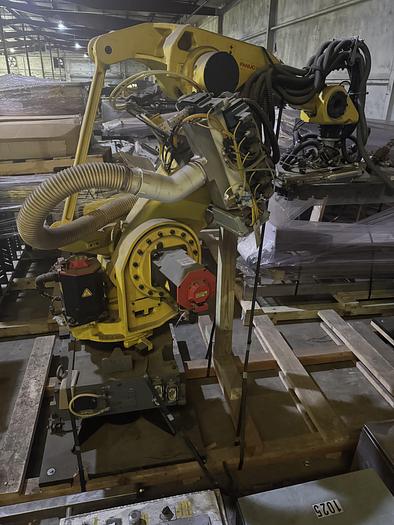 Used Fanuc Robot M-420iA