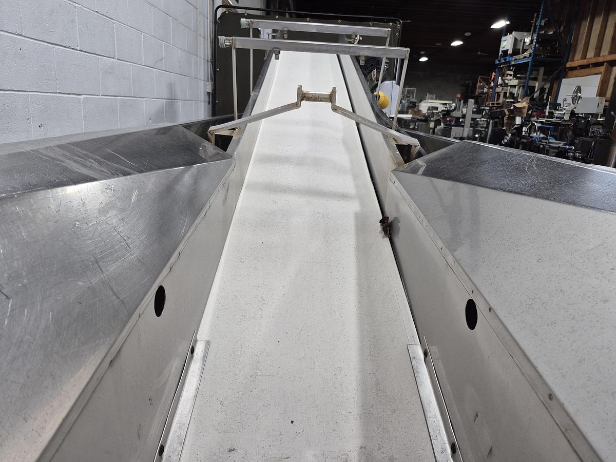 Used Incline Conveyor with 30 Gallon Tank