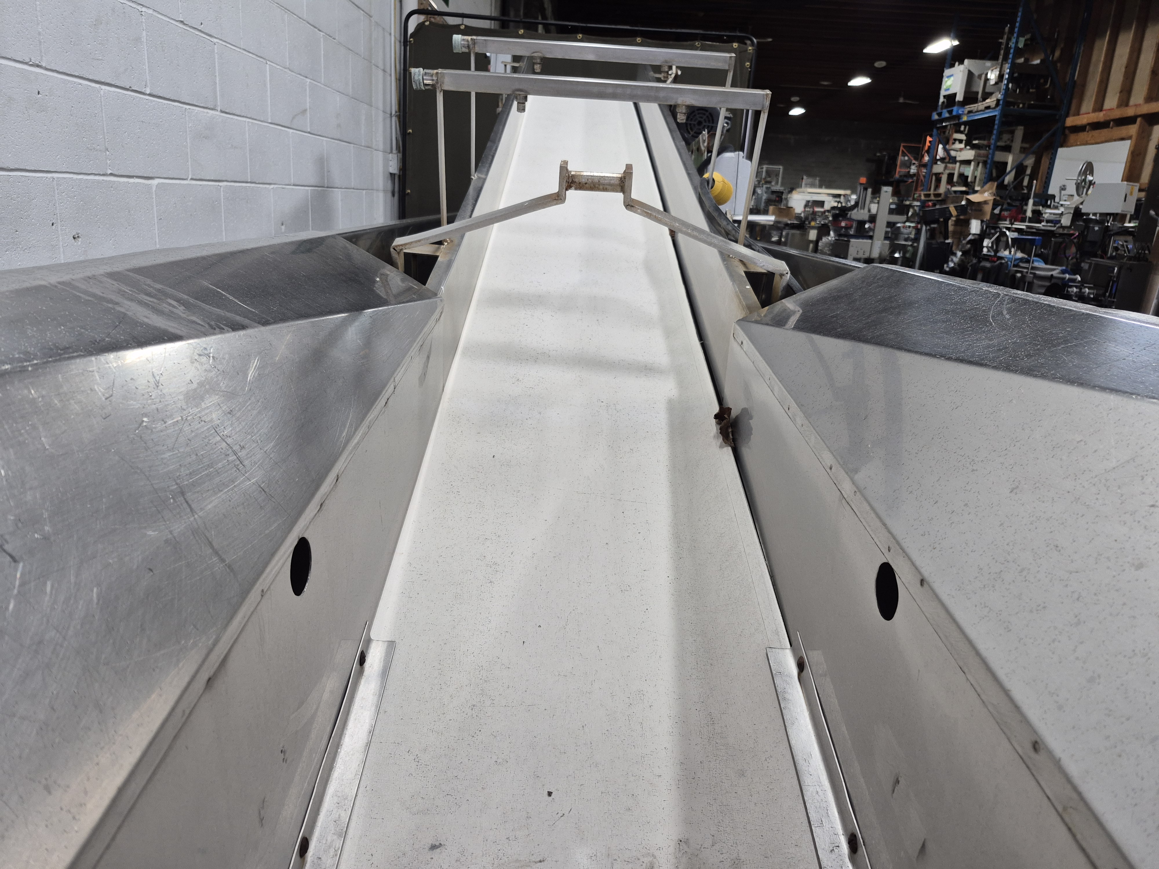 Used Incline Conveyor with 30 Gallon Tank
