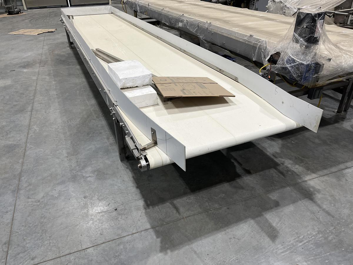 Used 18.5ft Flat Belt Conveyor