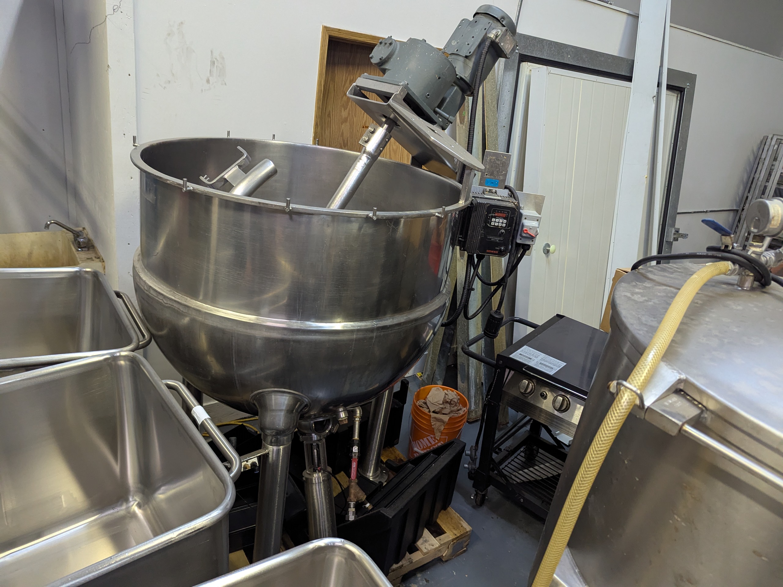 Used 200 Gallon Agitated Kettle 