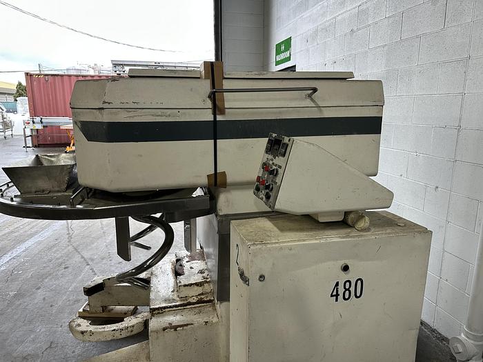 Used VMI SPI400 Double Spiral Mixer With SS Bowl