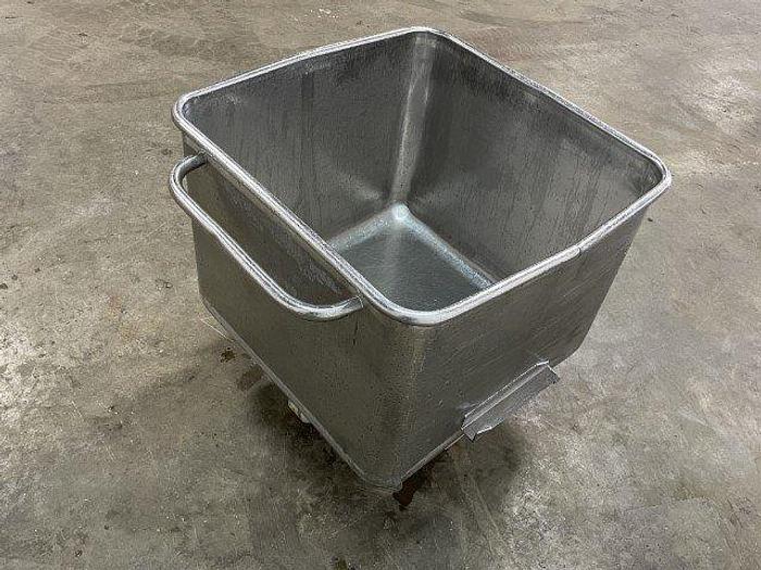 Used 200L Dump Buggy