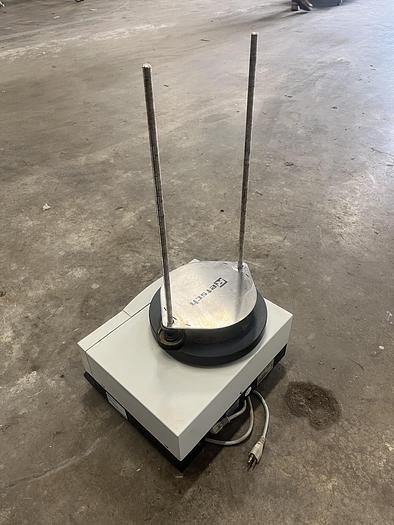 Used RETSCH AS 200 Basic Sieve Shaker