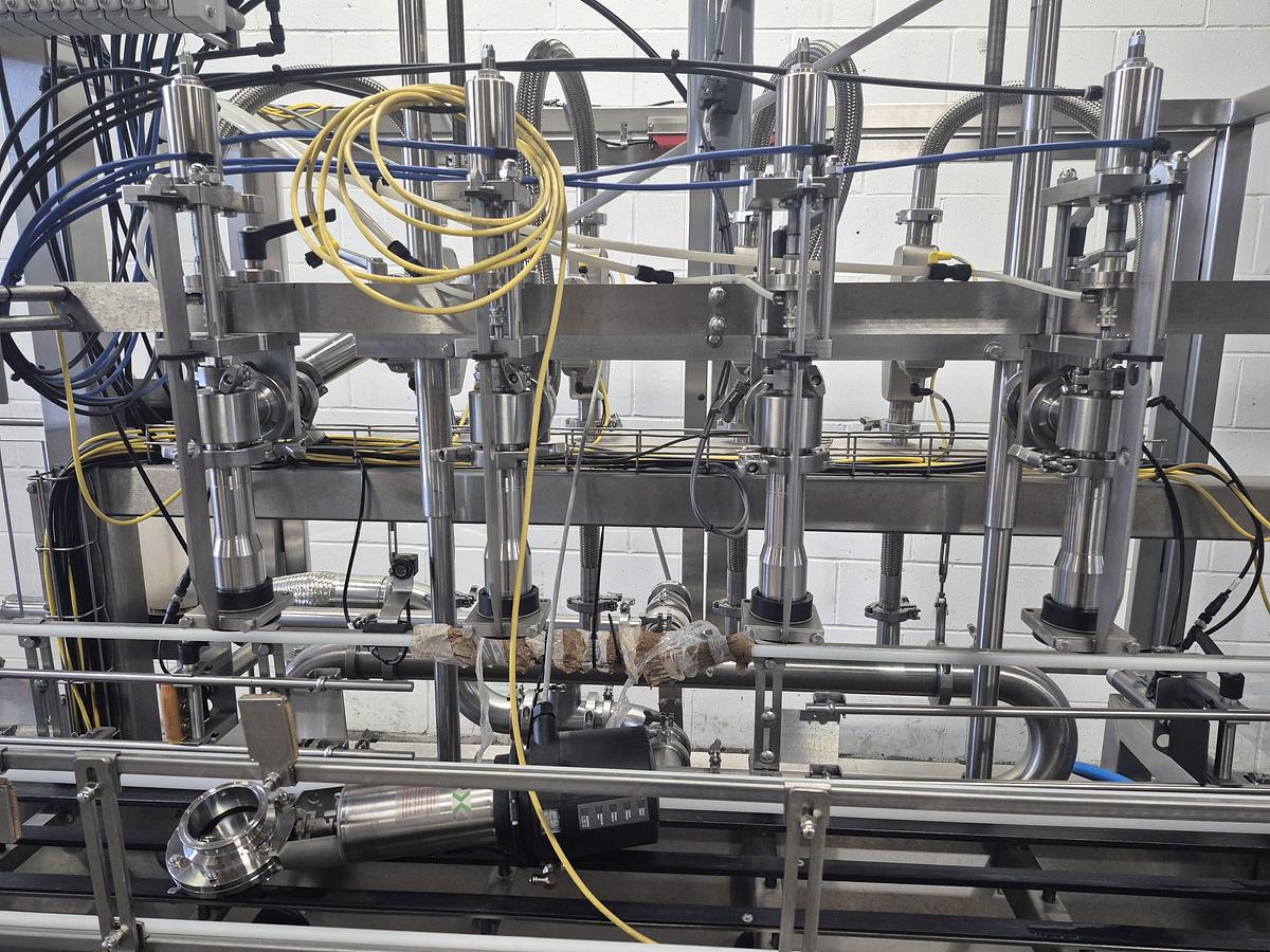 Used Pacific Inline Flow Meter Liquid Filling Machine