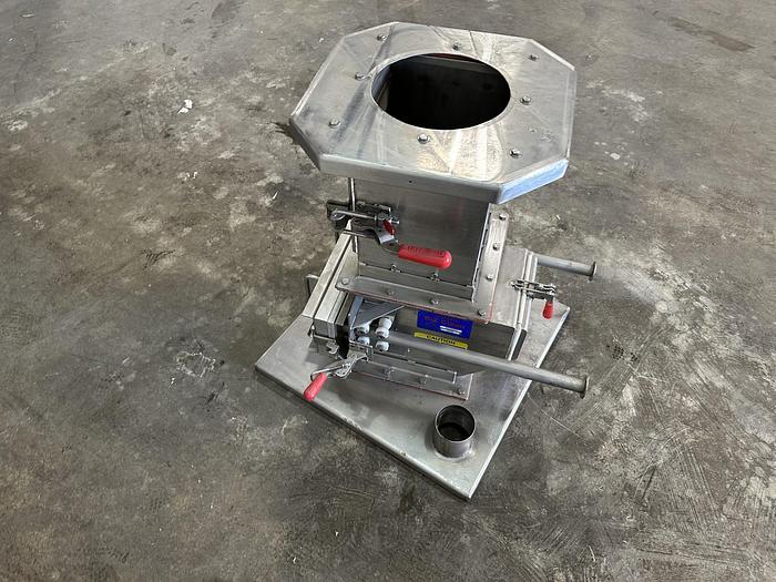 Used EZ Clean Magnet Trap