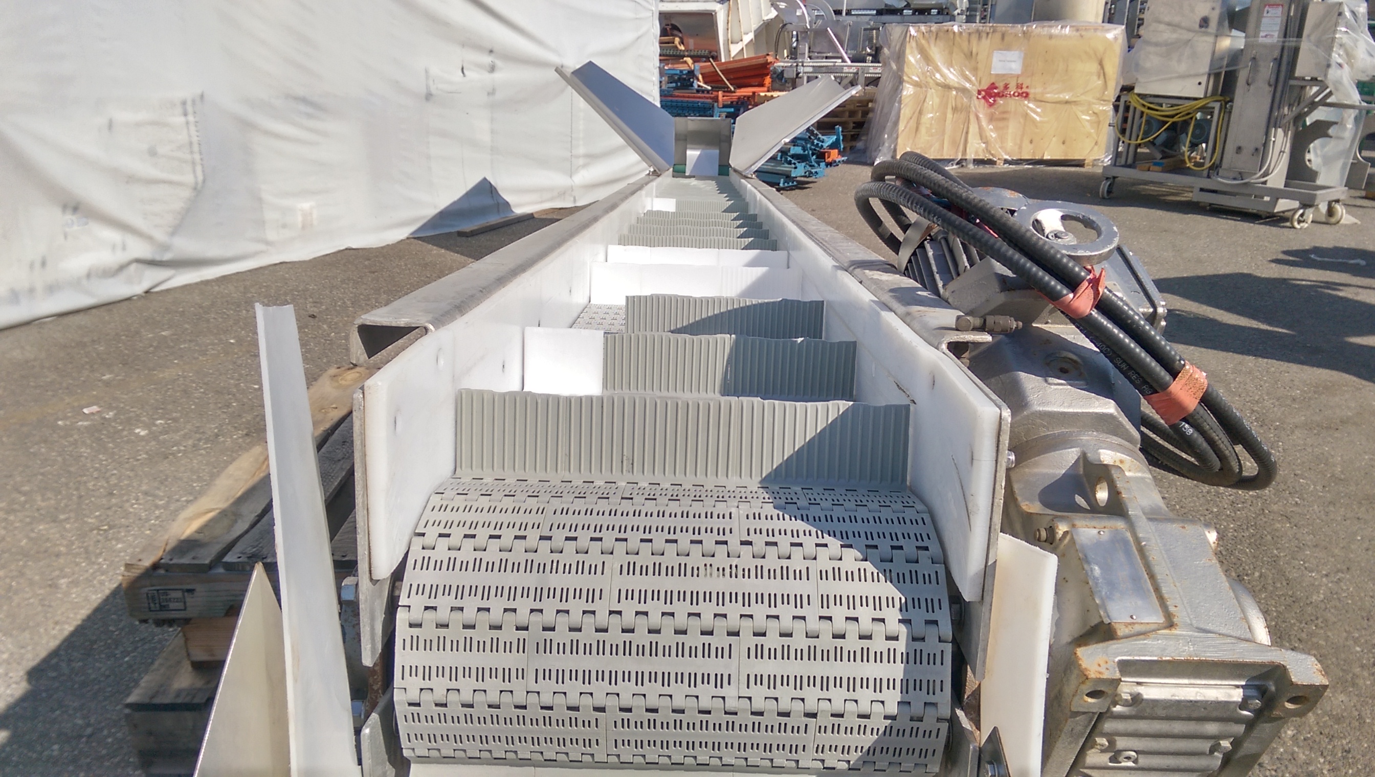 Used 21'L Incline Unloading Conveyor