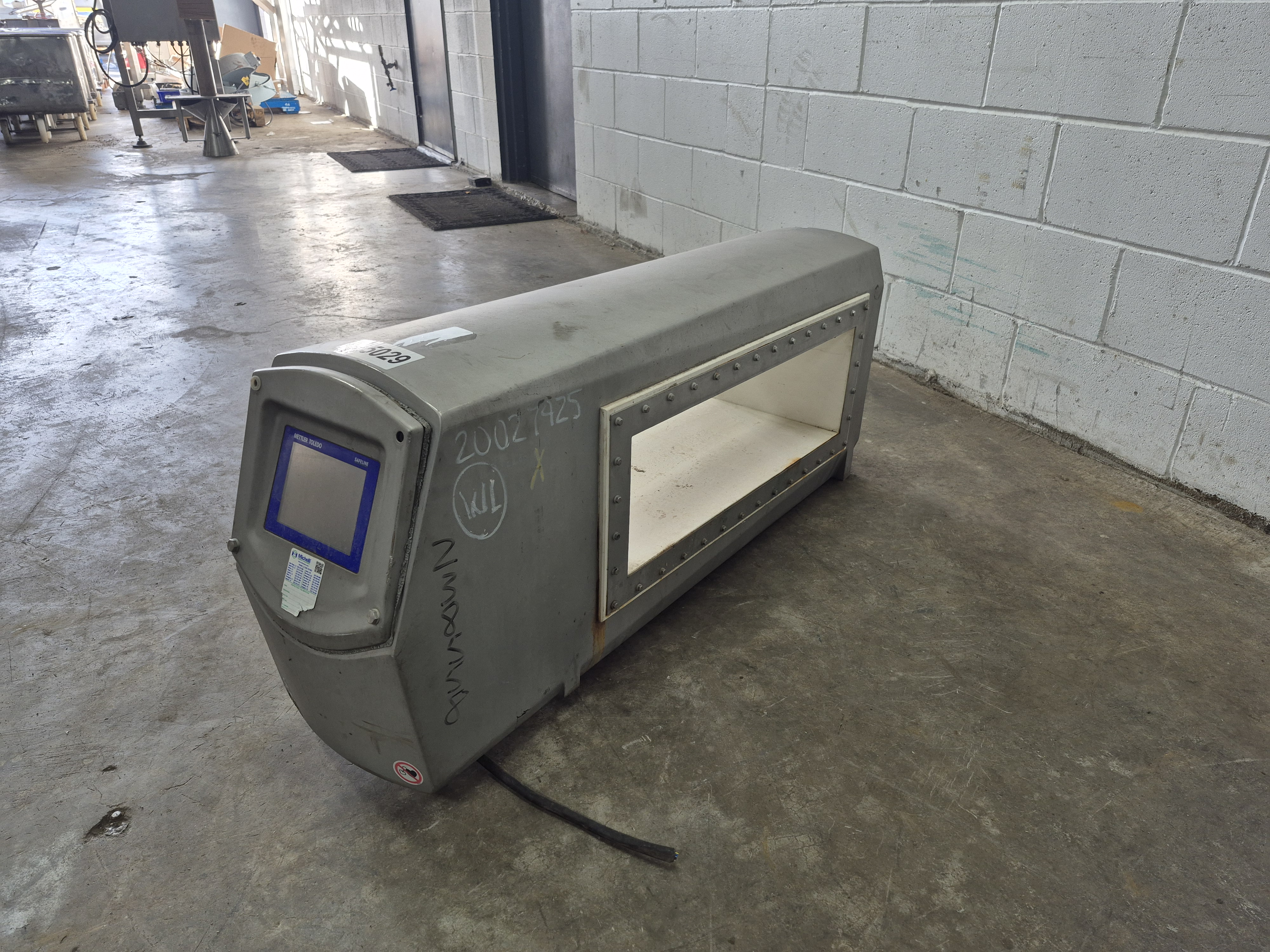 Used Mettler-Toledo Safeline Metal Detector