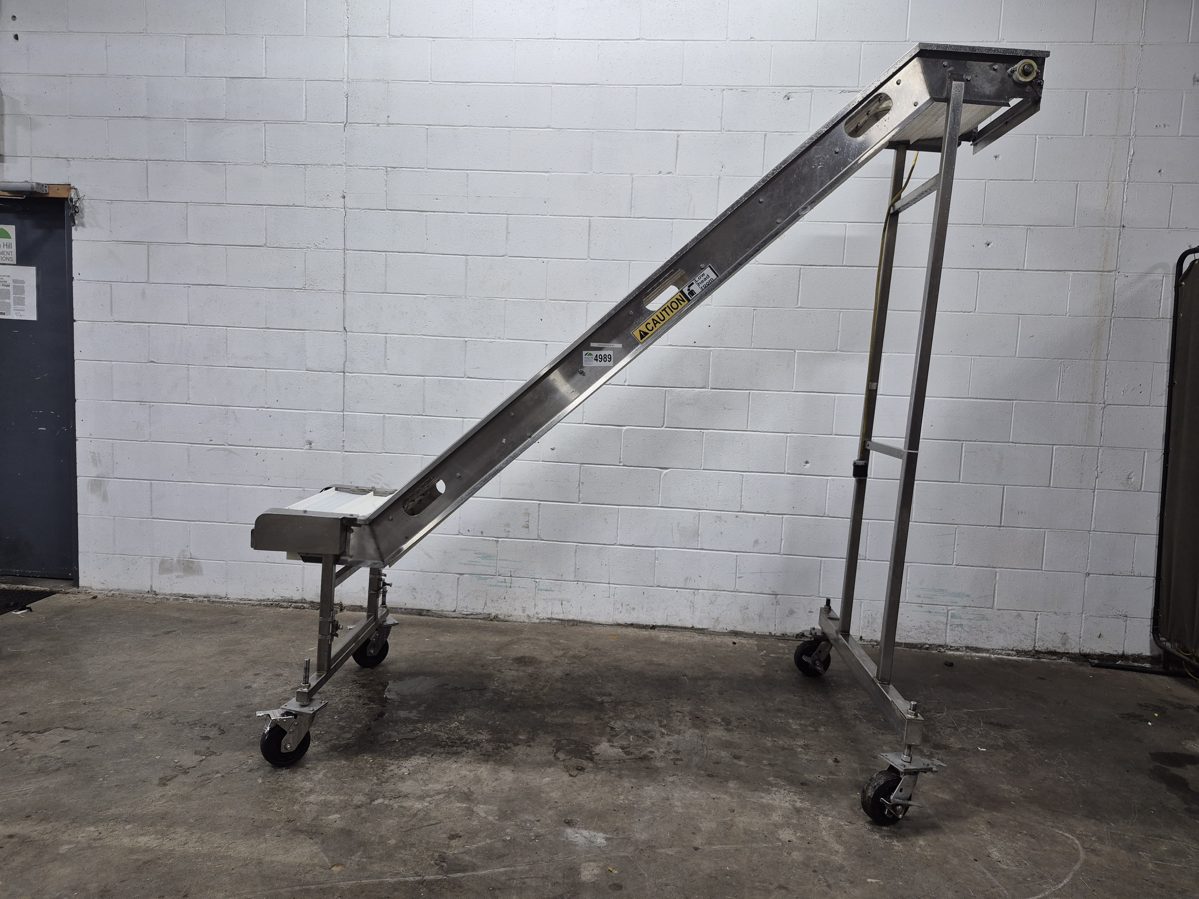 Used 7.5 Feet Incline Conveyor 