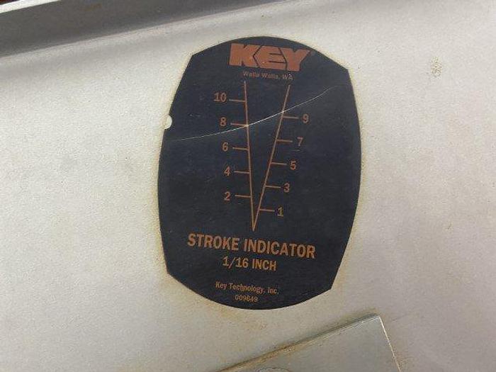 Used Key ISO-FLO 10-Lane Shaker Conveyor