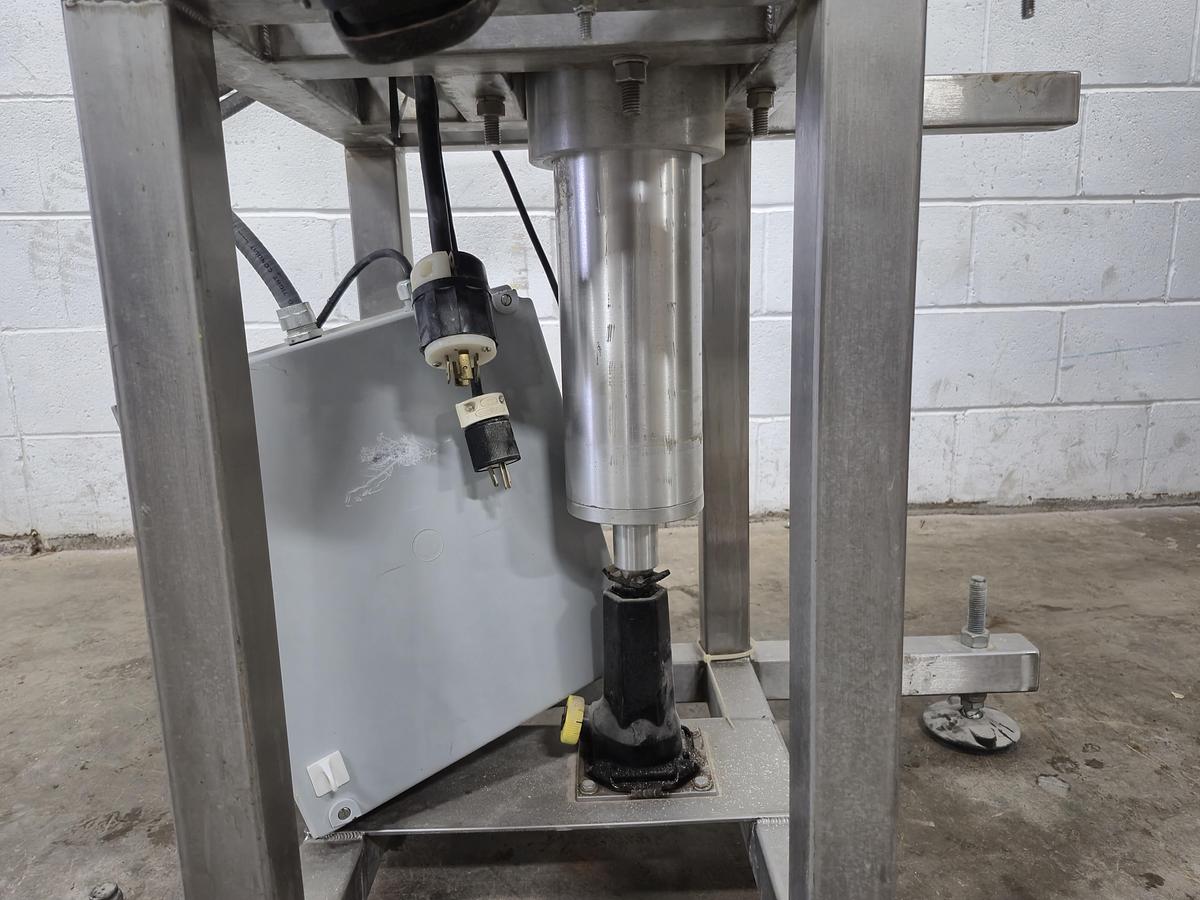 Used JDA Progress Model 5000 Piston Filling Machine