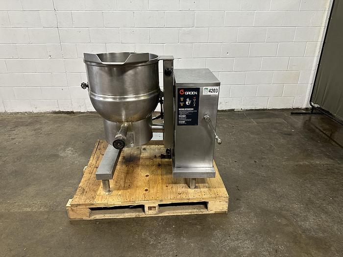 Used Groen DHT/20 Steam Jacketed Tilt Kettle