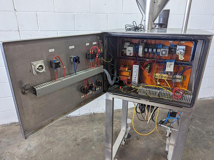 Used Ca.Ve.Co. D/35 Piston Filler