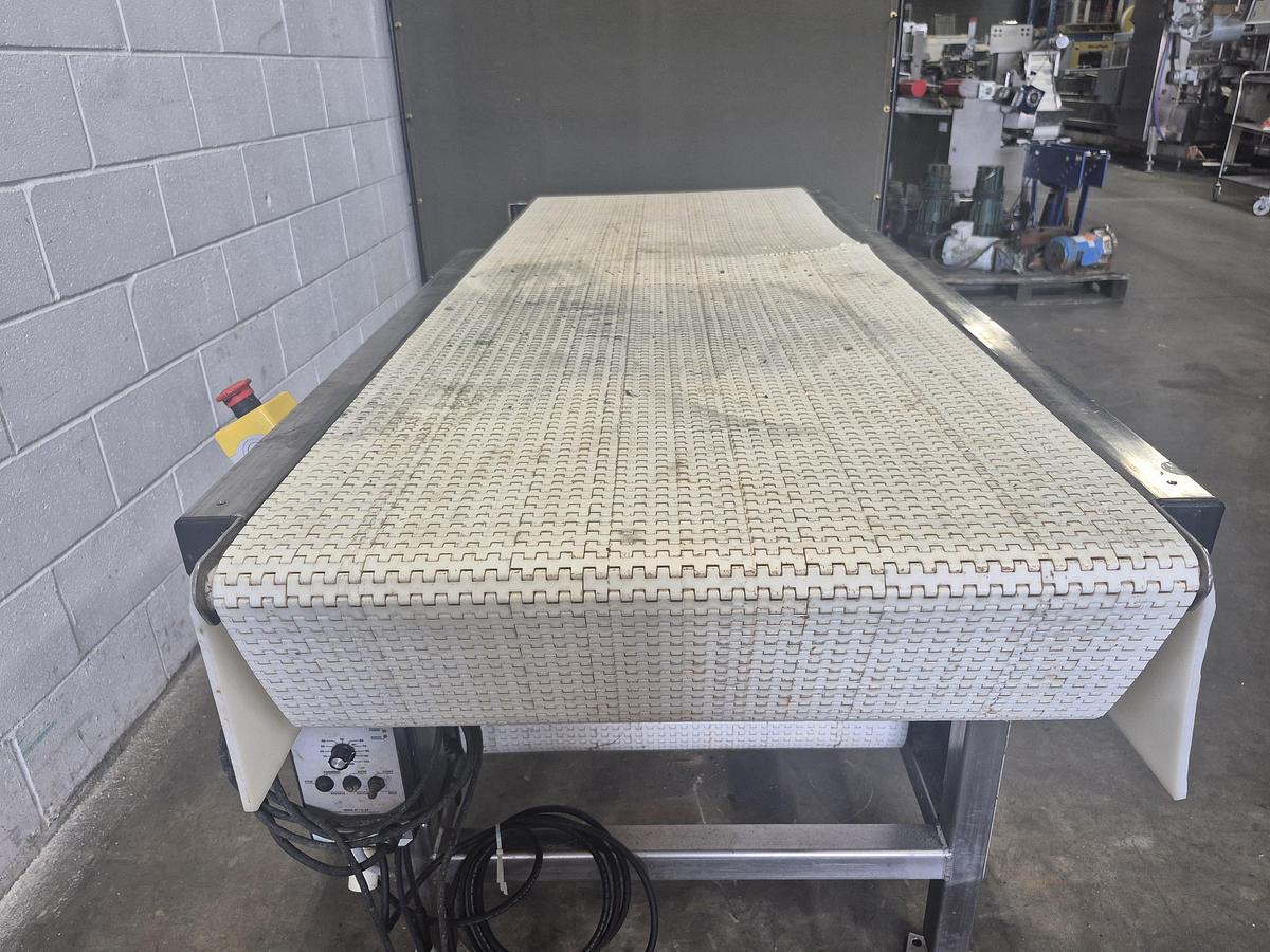 Used 5.10 ft Flat Belt Conveyor 