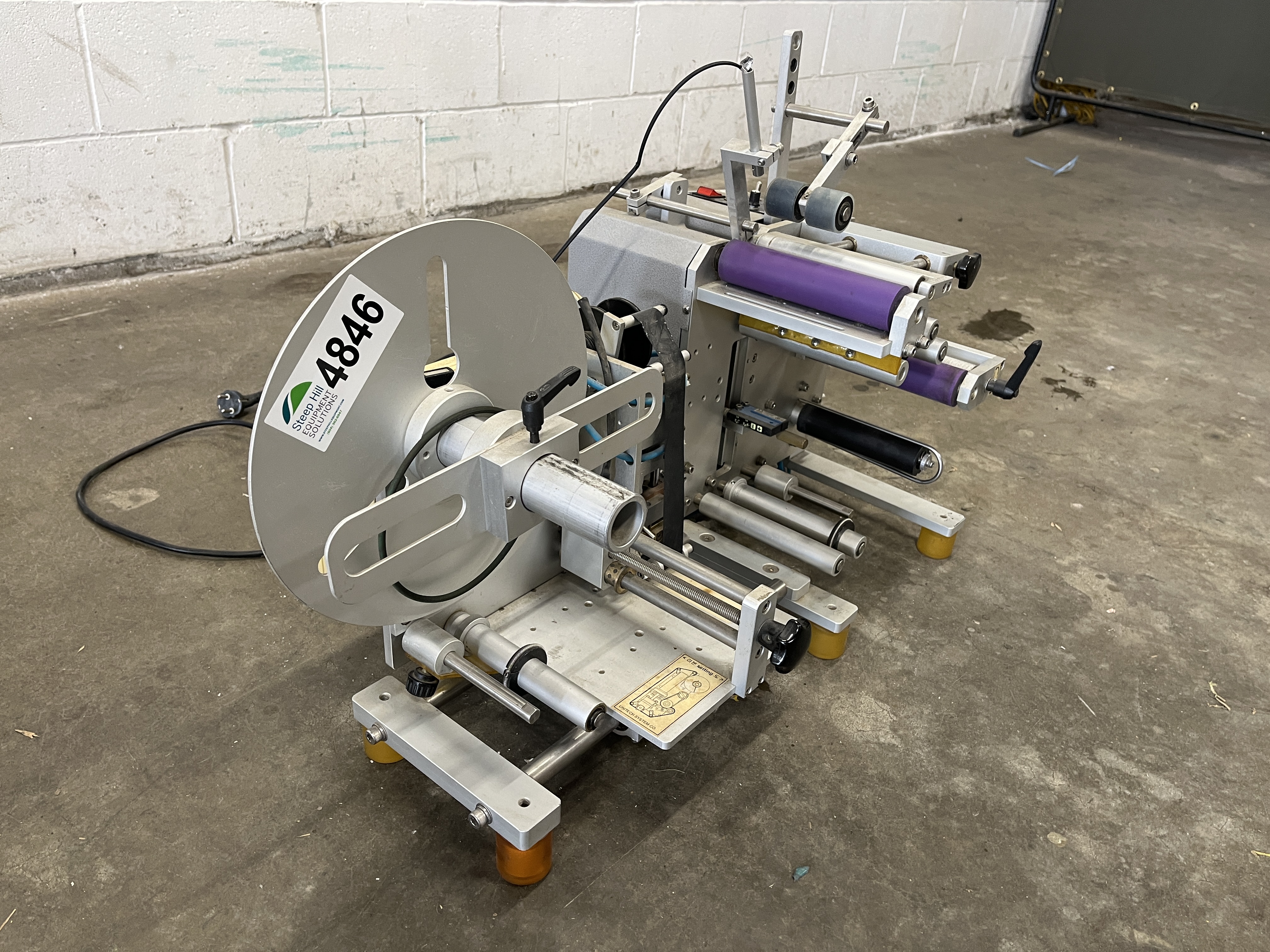 Used Tabletop Bottle Labeller