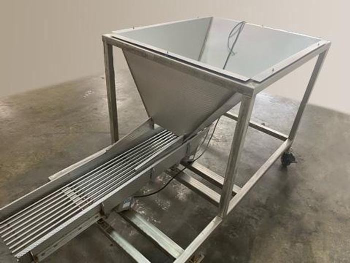 Used Syntron BF-2-B Vibratory Grading Feeder