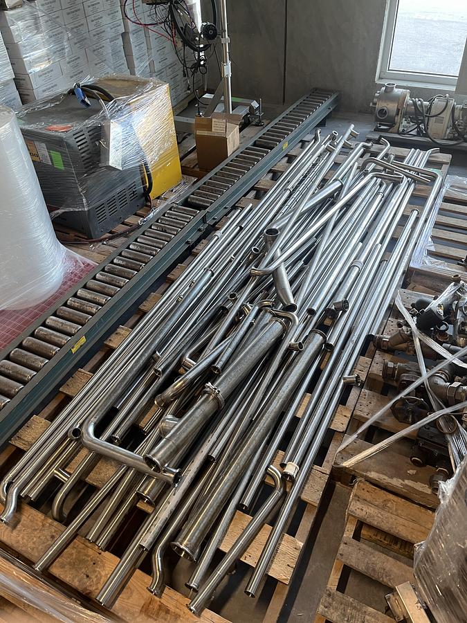 Used 2 Univeyor Gravity Roller Conveyors