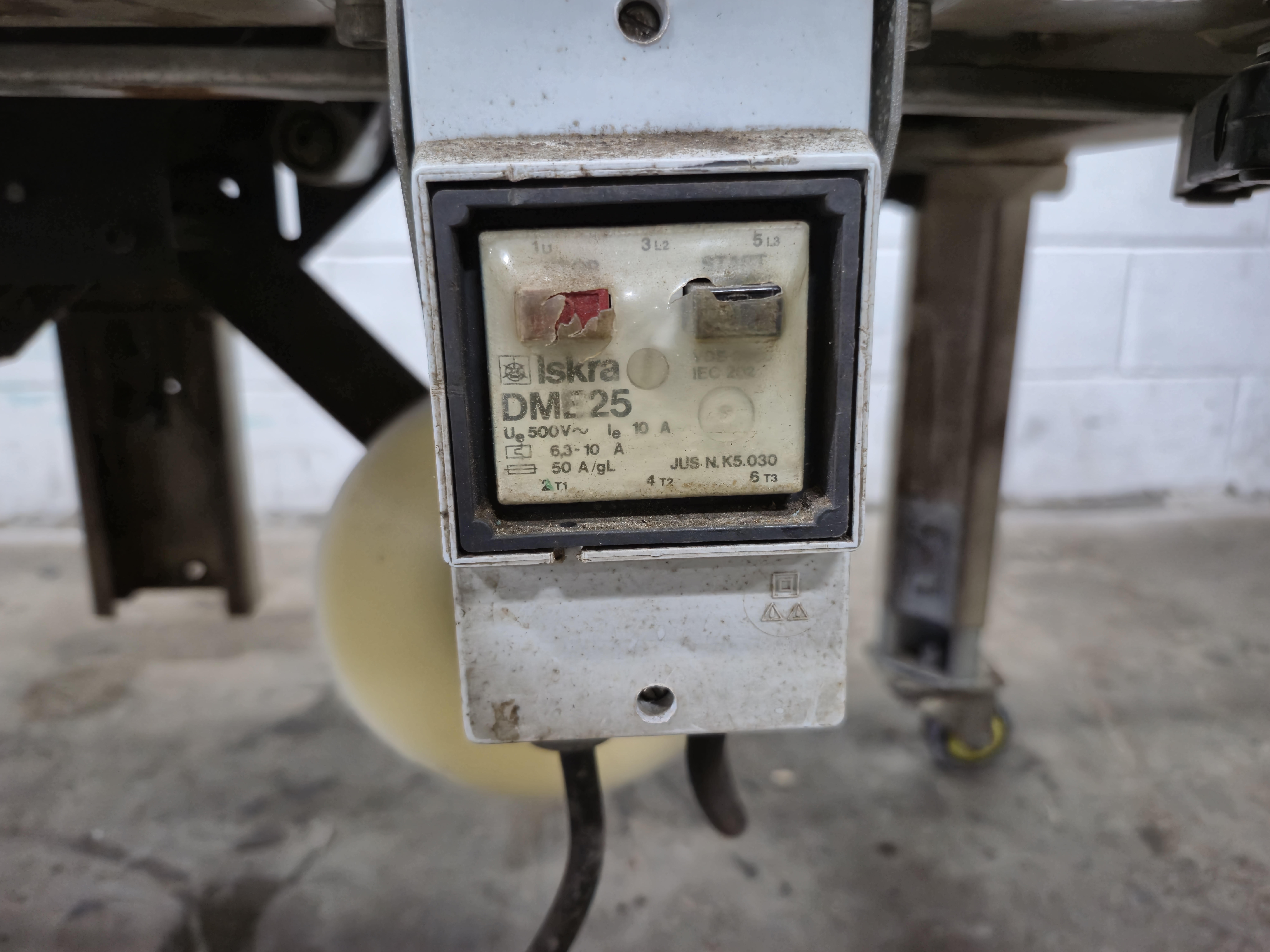 Used 3M-Matic 77A Adjustable Case Sealer