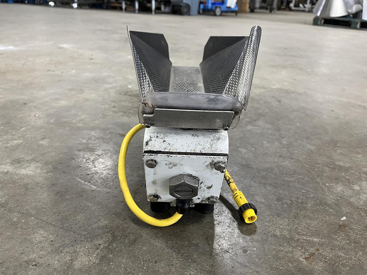 Used Eriez HS-5 Hi-Vi Vibratory Feeder