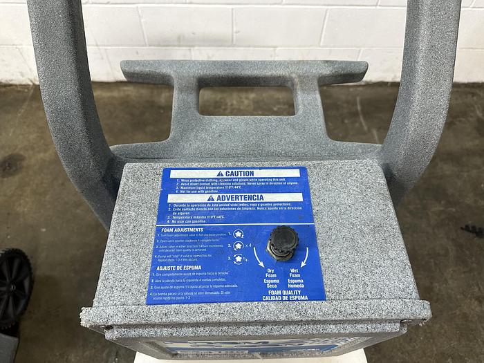 Used ZEP Rolling Foamer Plus