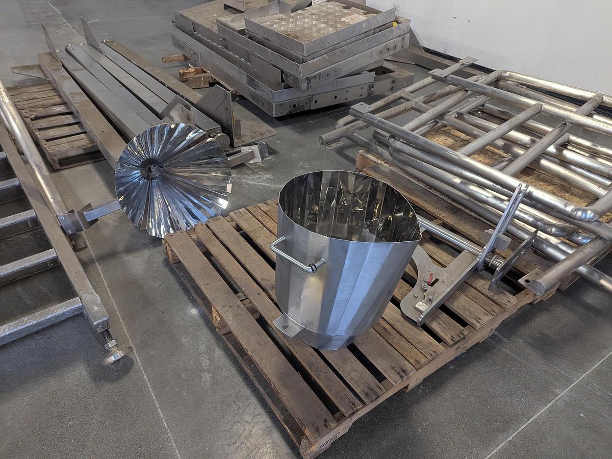 Used WeighPack SS Load Dumper