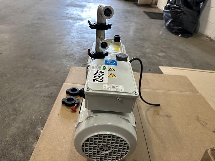 Used Edwards Dual Stage Vacuum Pump