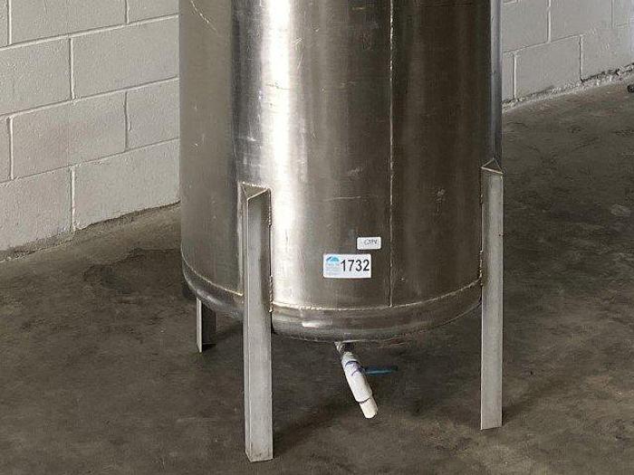 Used 200 Gallon Water Storage Tank