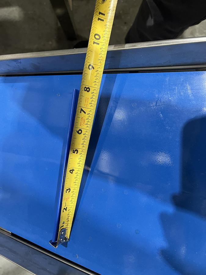 Used Incline Cleated Take-Away Conveyor