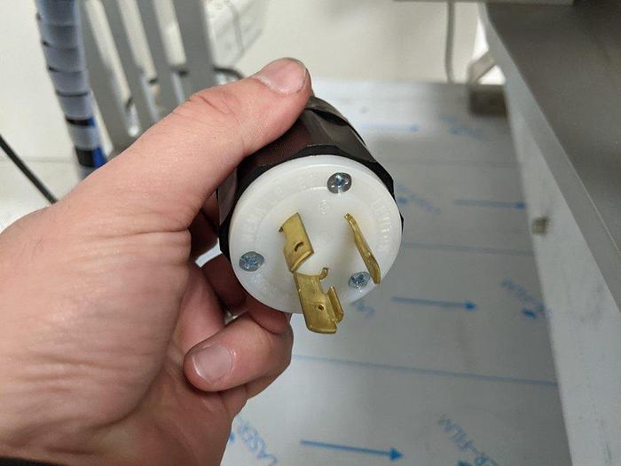 Used Inline Capping Machine