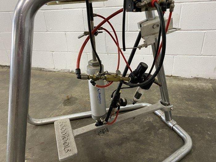 Used FoodTools Round Cake Slicer