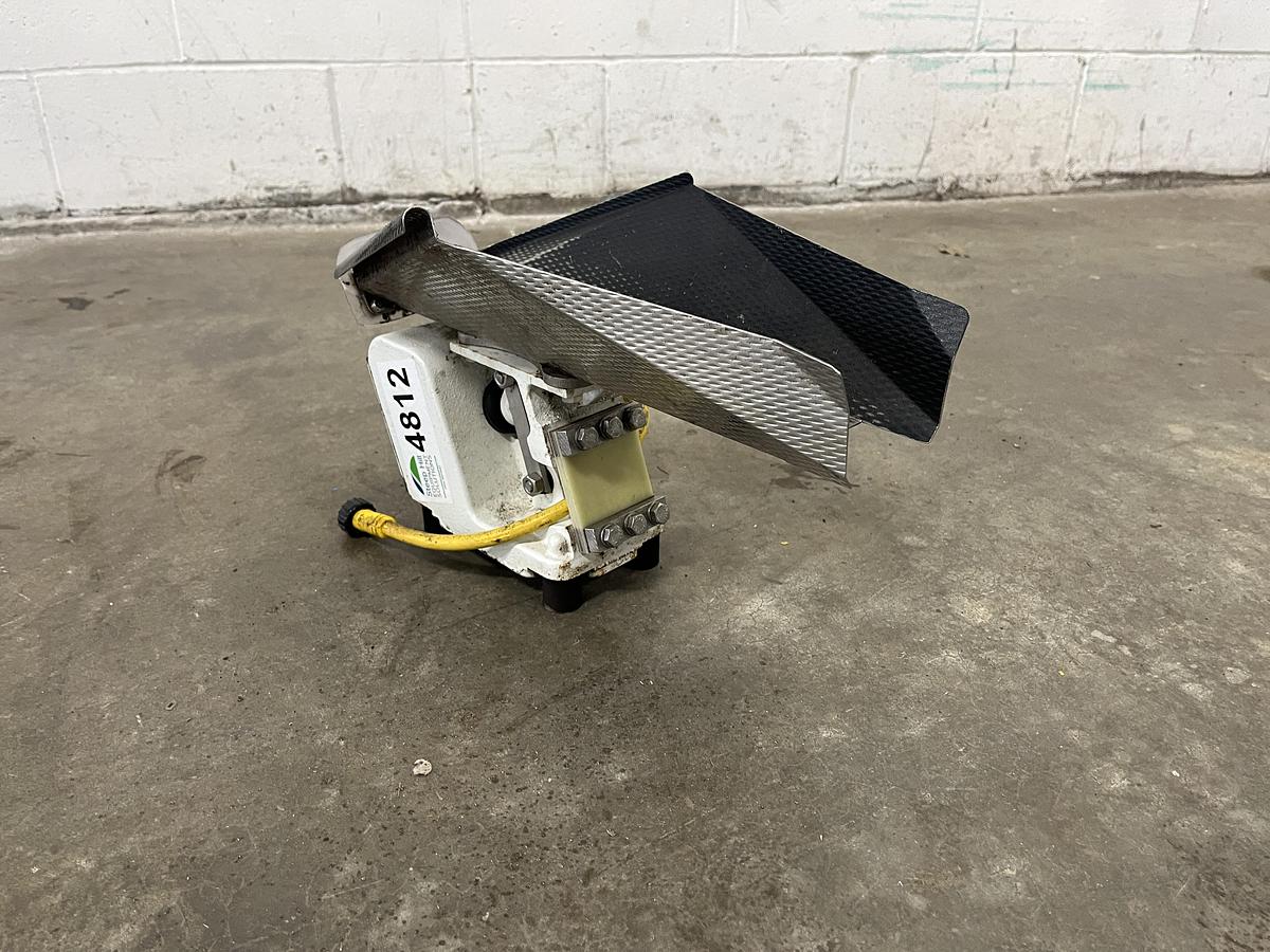 Used Eriez KHS-5 Electromagnetic Vibratory Feeder Drive