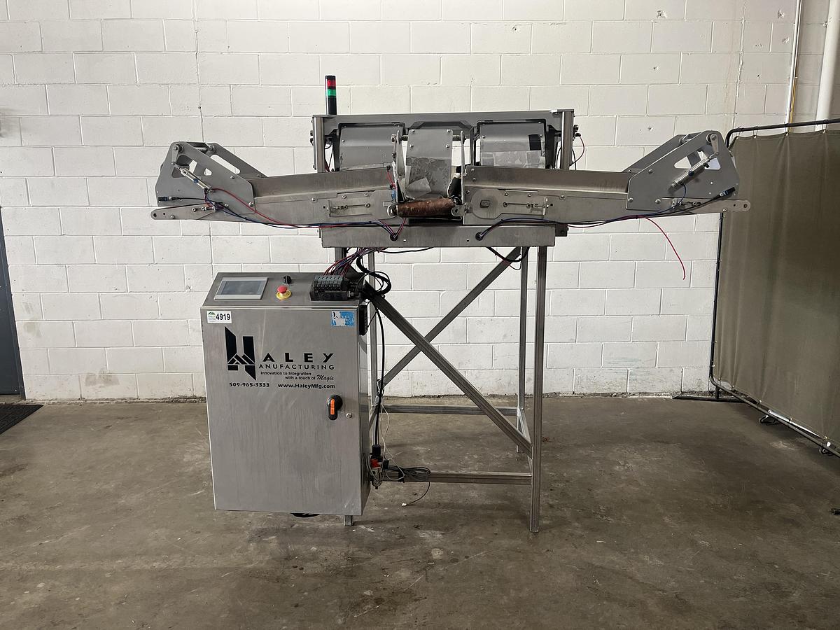 Used Hayley Manufacturing Diverting Conveyor System