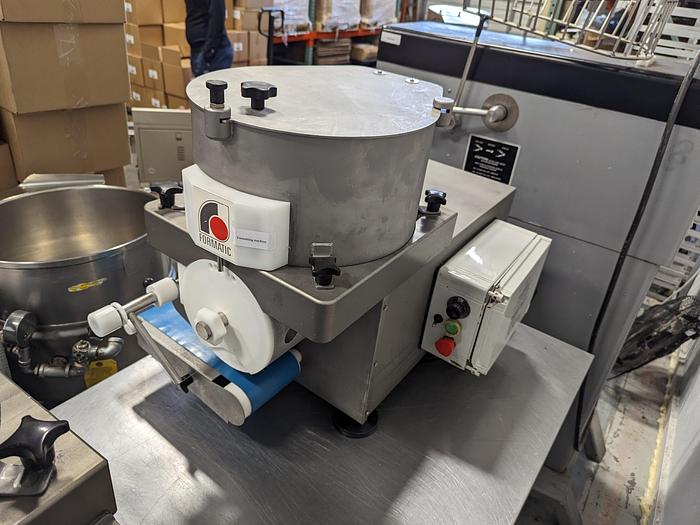 Used Deighton Formatic R2200 Food Former