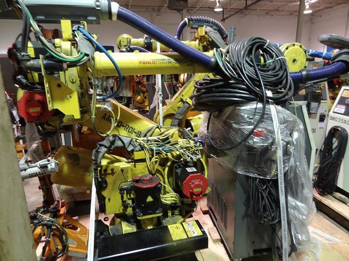Used FANUC R2000iB/185L 6 AXIS CNC ROBOT WITH R30iA CONTROLLER 185 KG X 3060 MM H-REACH
