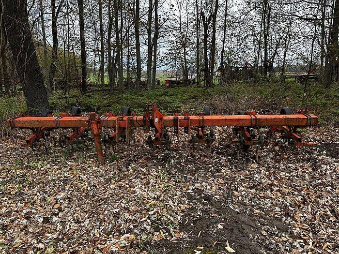 Used Vicon RT 2100 Row Crop Cultivator 6 Row