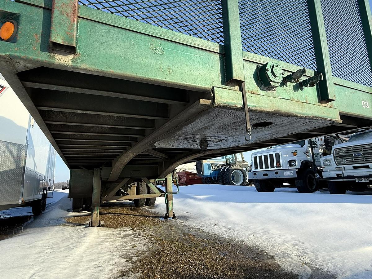 Used 1989 Fruehauf 48', 4 Axle Flat Deck Trailer