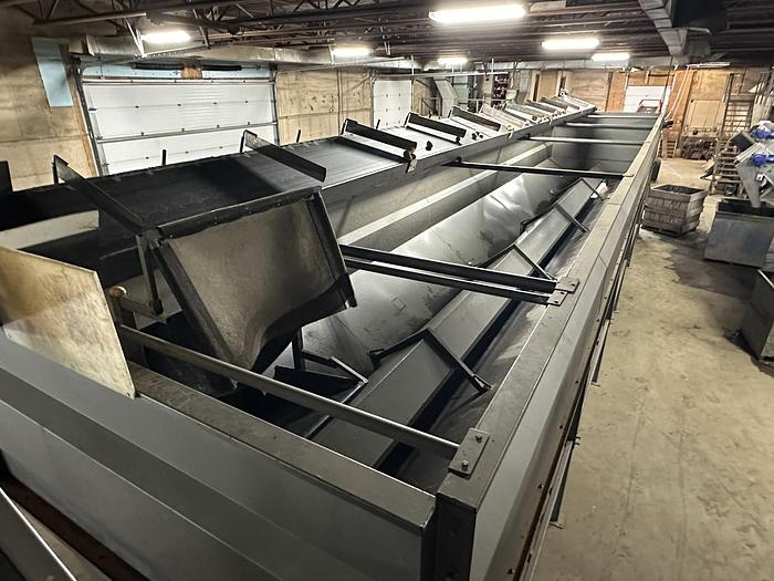 Used 2022 Alliston Machinery 1,000 CWT Hopper