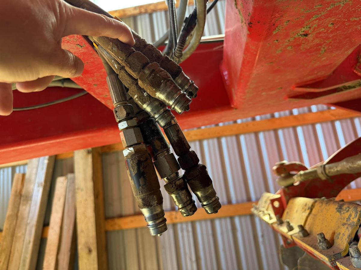 Used 2019 Vaderstad Carrier 925, 9M, New Disk, Steel Packer