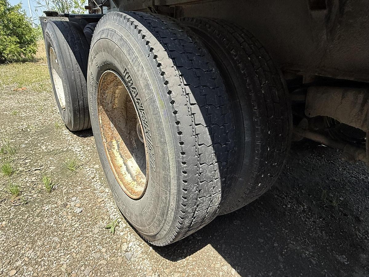 Used H.F. Stewart 40' Live Bottom Produce Trailer