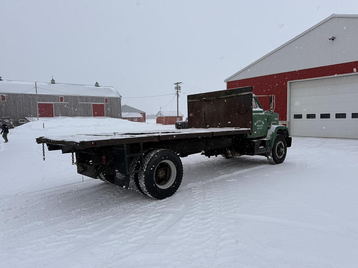 Used GMC Brigadier, 3028 Cat, Willmar Loadrunner 10