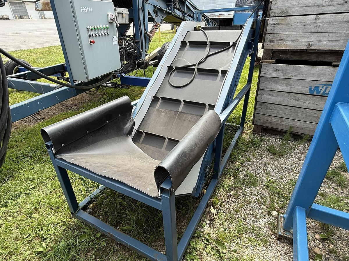 Used Alliston Machinery Elevator Conveyor