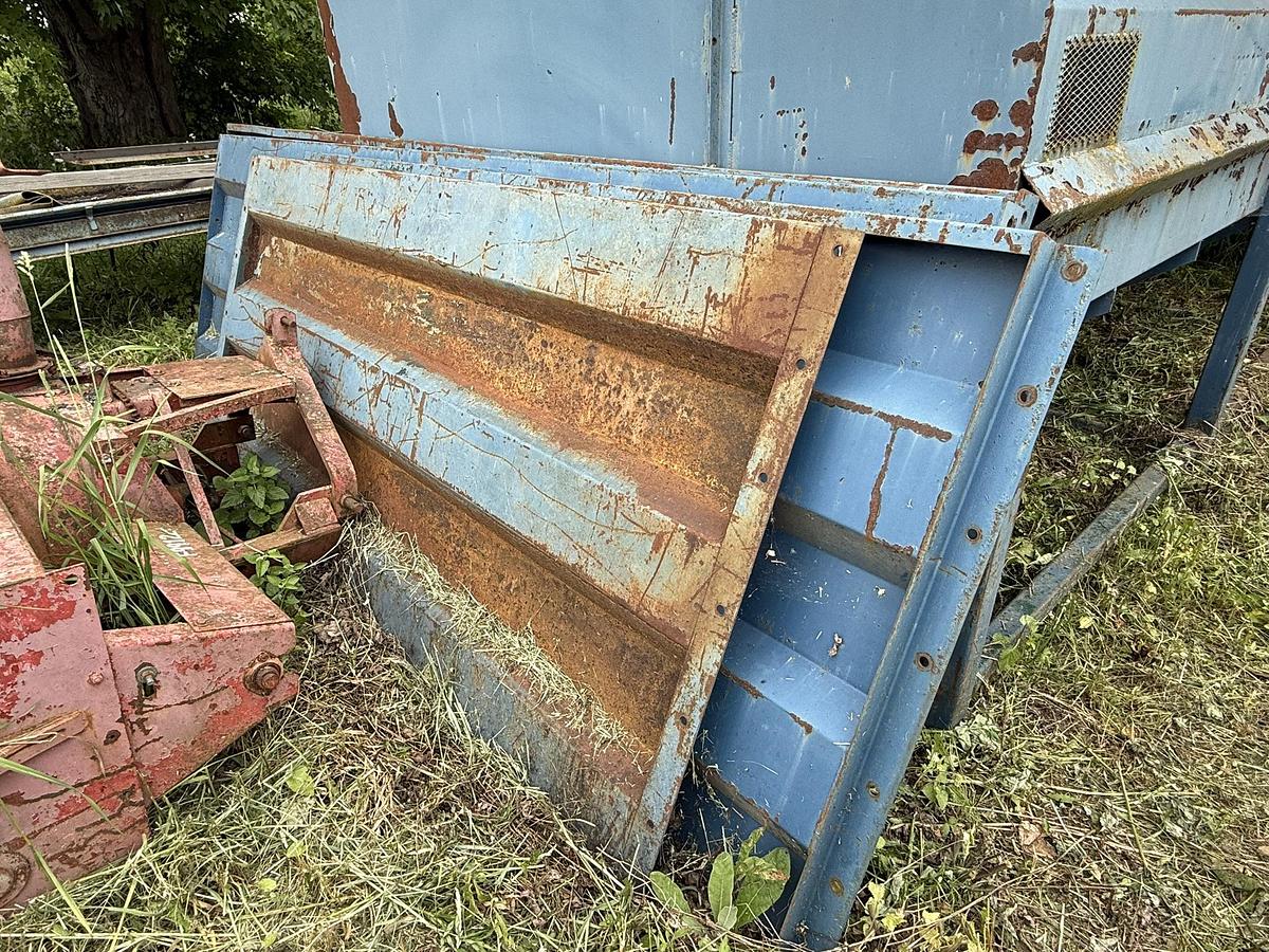 Used Alliston Machinery 500 CWT (25 ton) Hopper