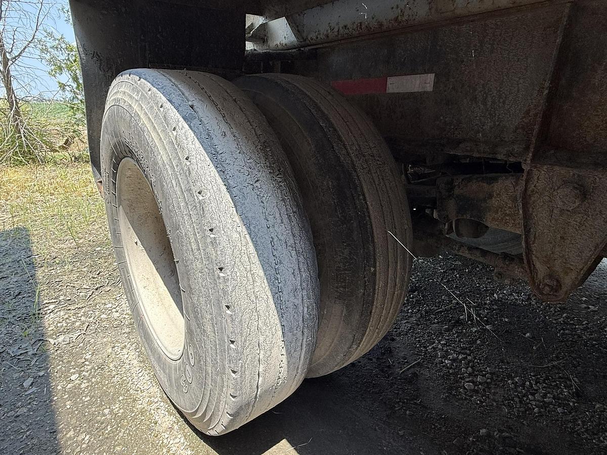 Used Alliston Machinery 40' Live Bottom Produce Trailer