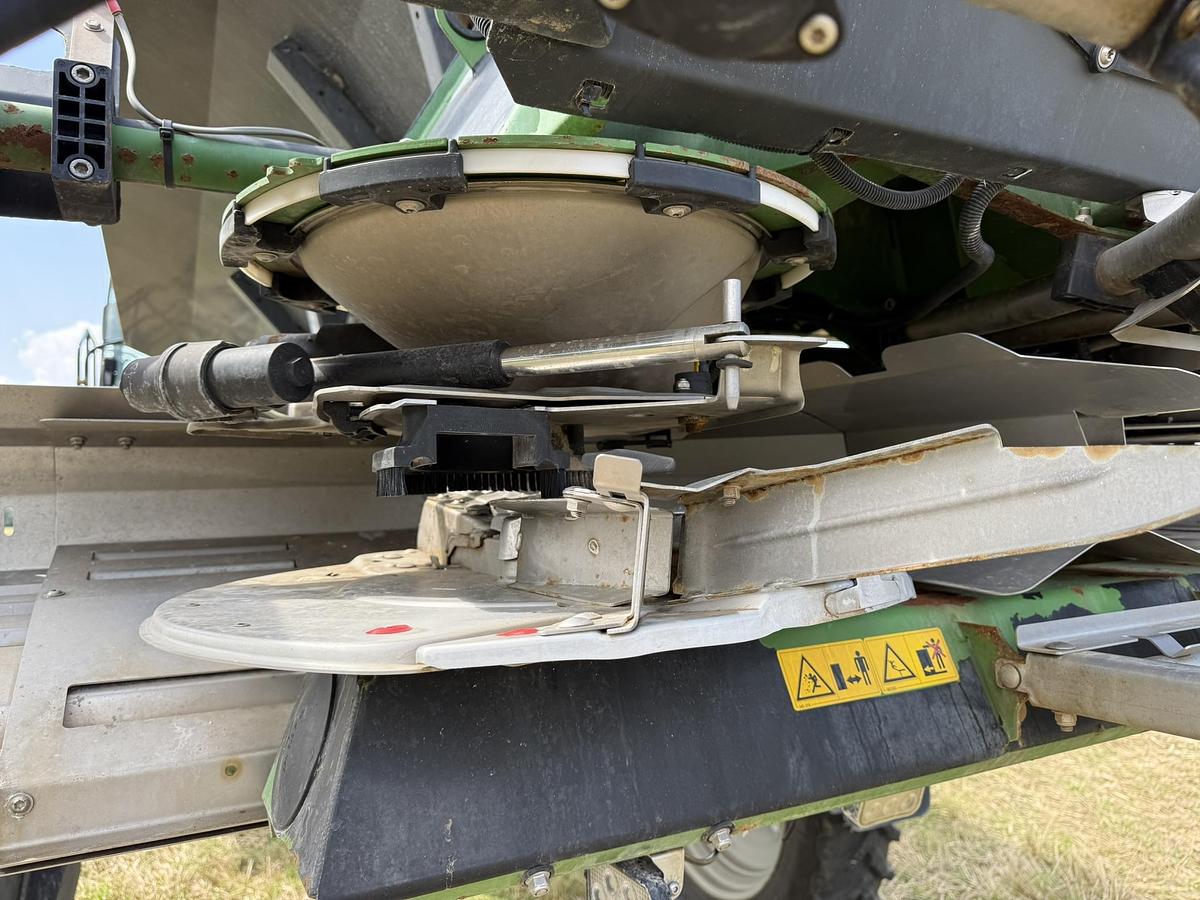 Used Agco 1100C, Amazone Zg-TS 100001 Speader