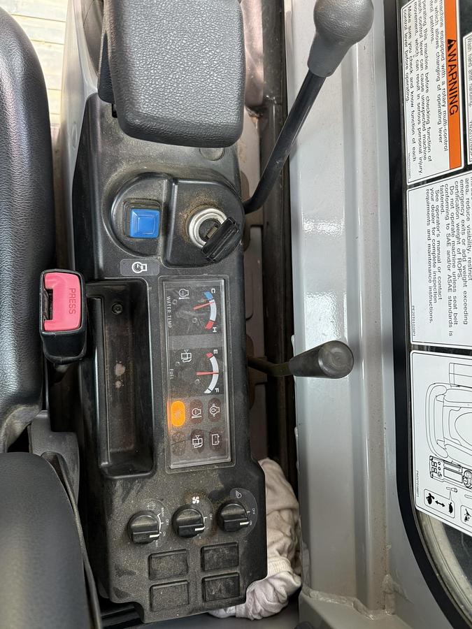 Used Kobelco SK30SR-3 Mini Excavator, Cab, Hydaulic Thumb