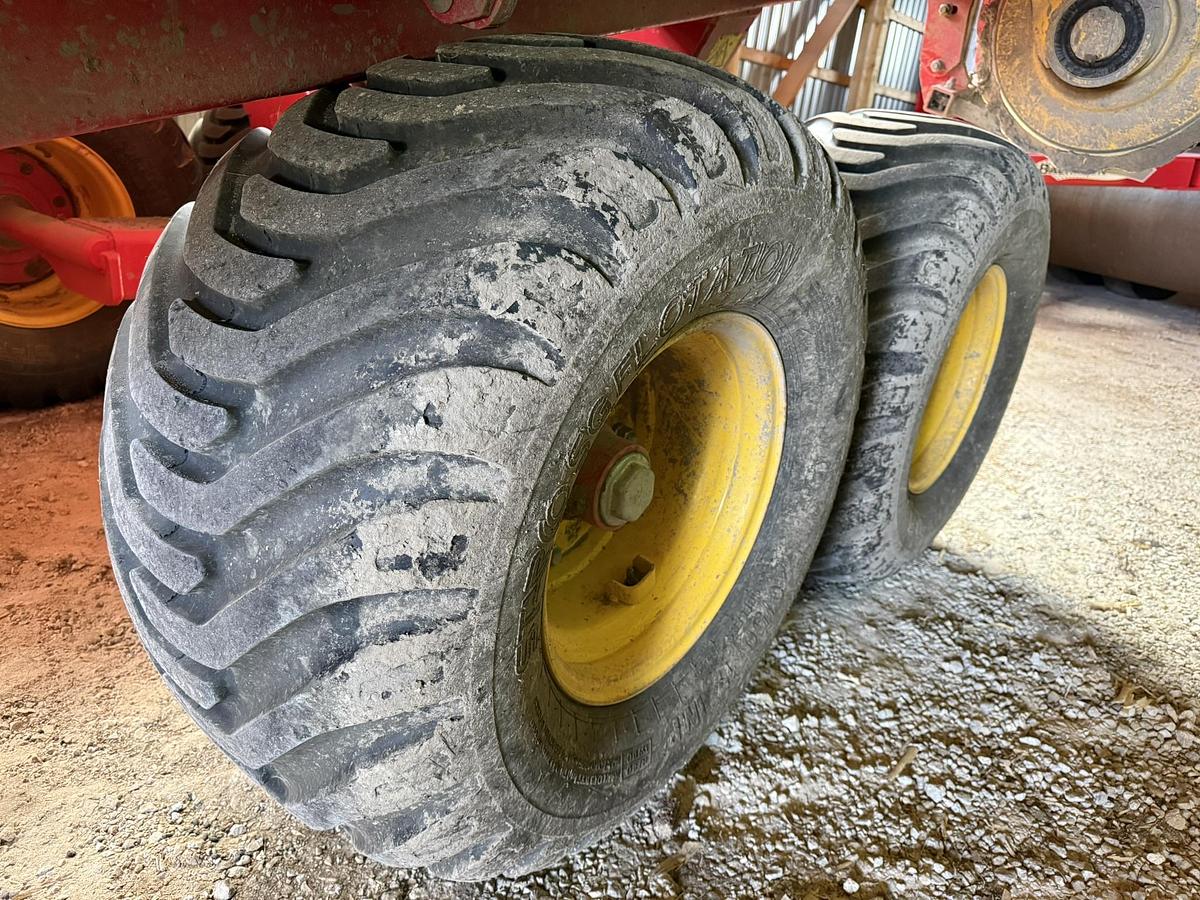 Used 2019 Vaderstad Carrier 925, 9M, New Disk, Steel Packer