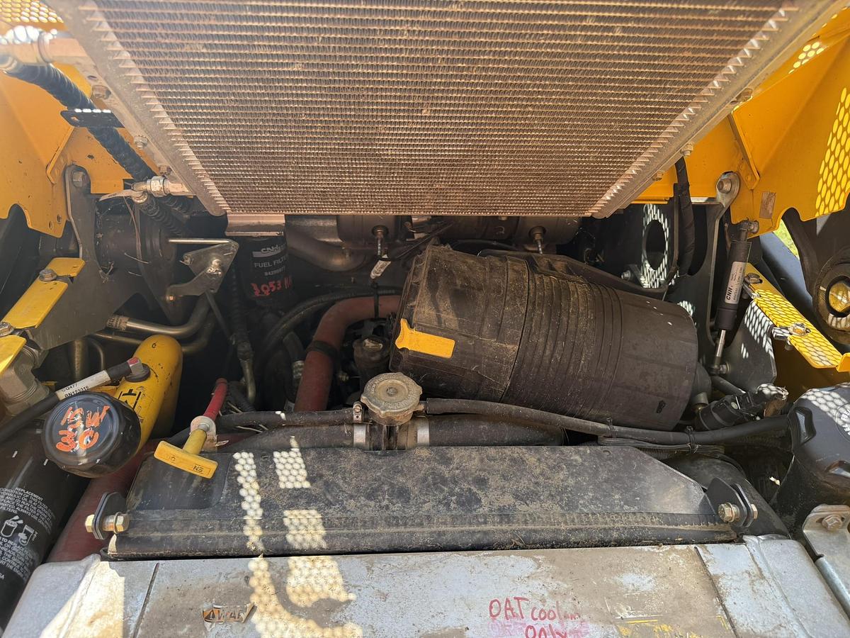 Used 2020 New Holland L320