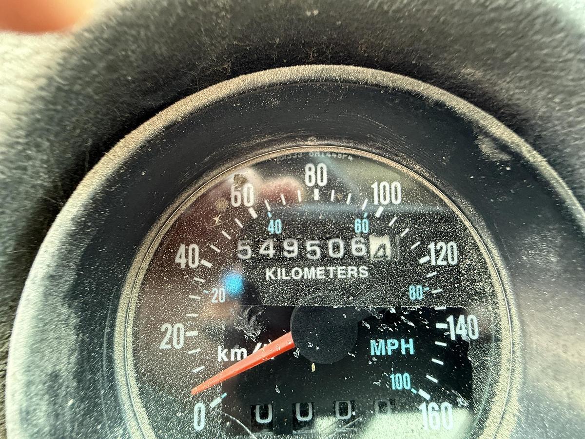 Used 1997 Mack Potato Bulk Box On Mack Truck